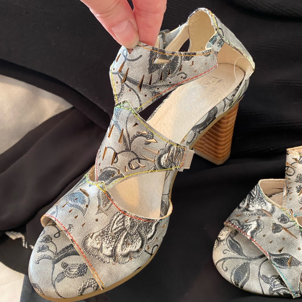 Stunning Boutique Women’s shoes L’ARTISTE